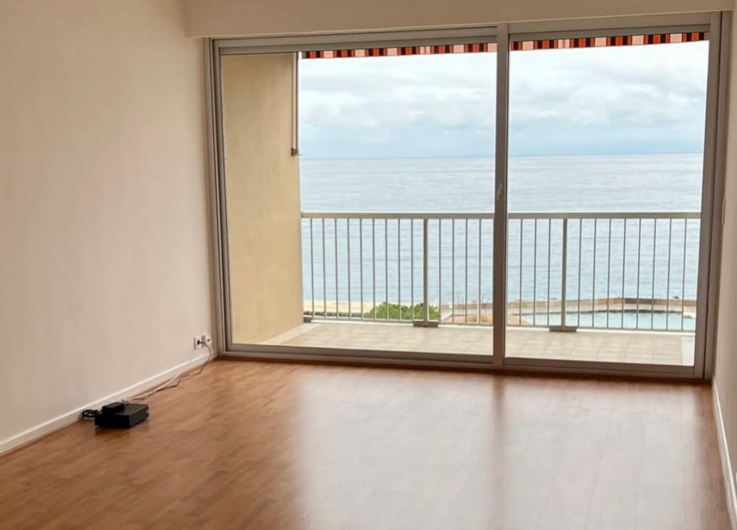 Lejligheden FØR renoveringen.