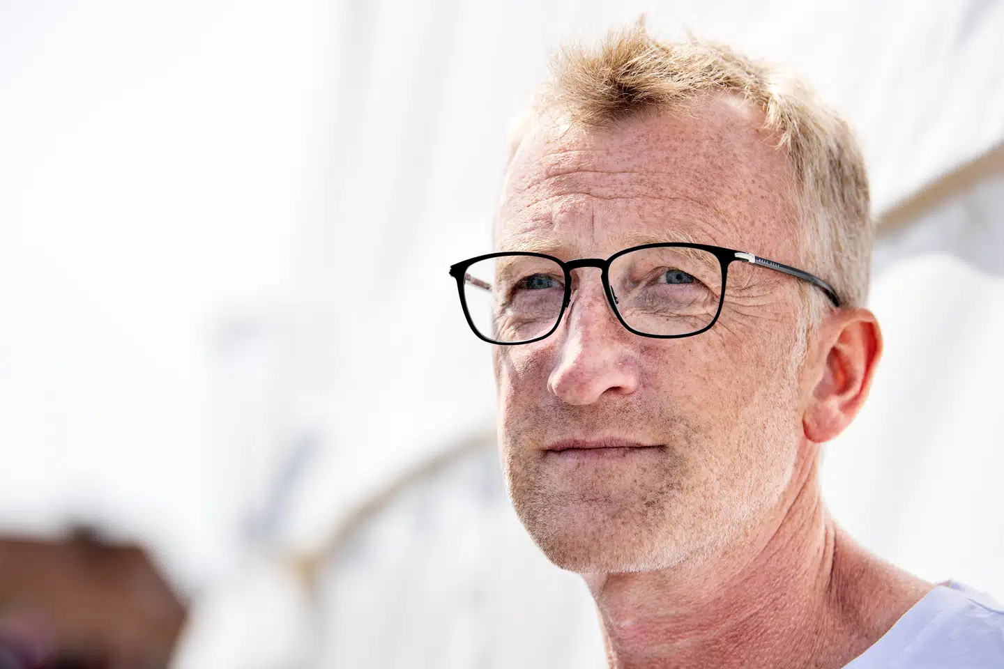 Vold og trusler skal håndteres og mødes med sanktioner. Men mange lærere tvivler på, om de må gribe ind, siger forskningschef.