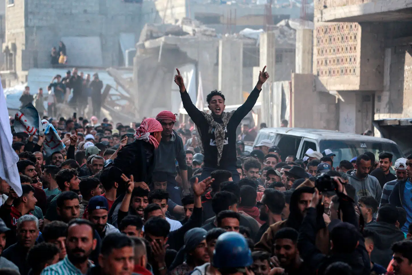 Palæstinensere demonstrerer mod Hamas og Israel i det nordlige Gaza, 26 marts 2025.