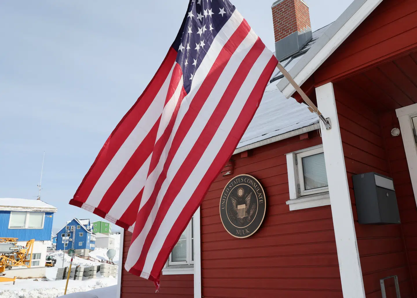 USAs konsulat i Nuuk ligger i en ydmyg rød træbygning. Men siden Trump trådte til, har det haft travlt.