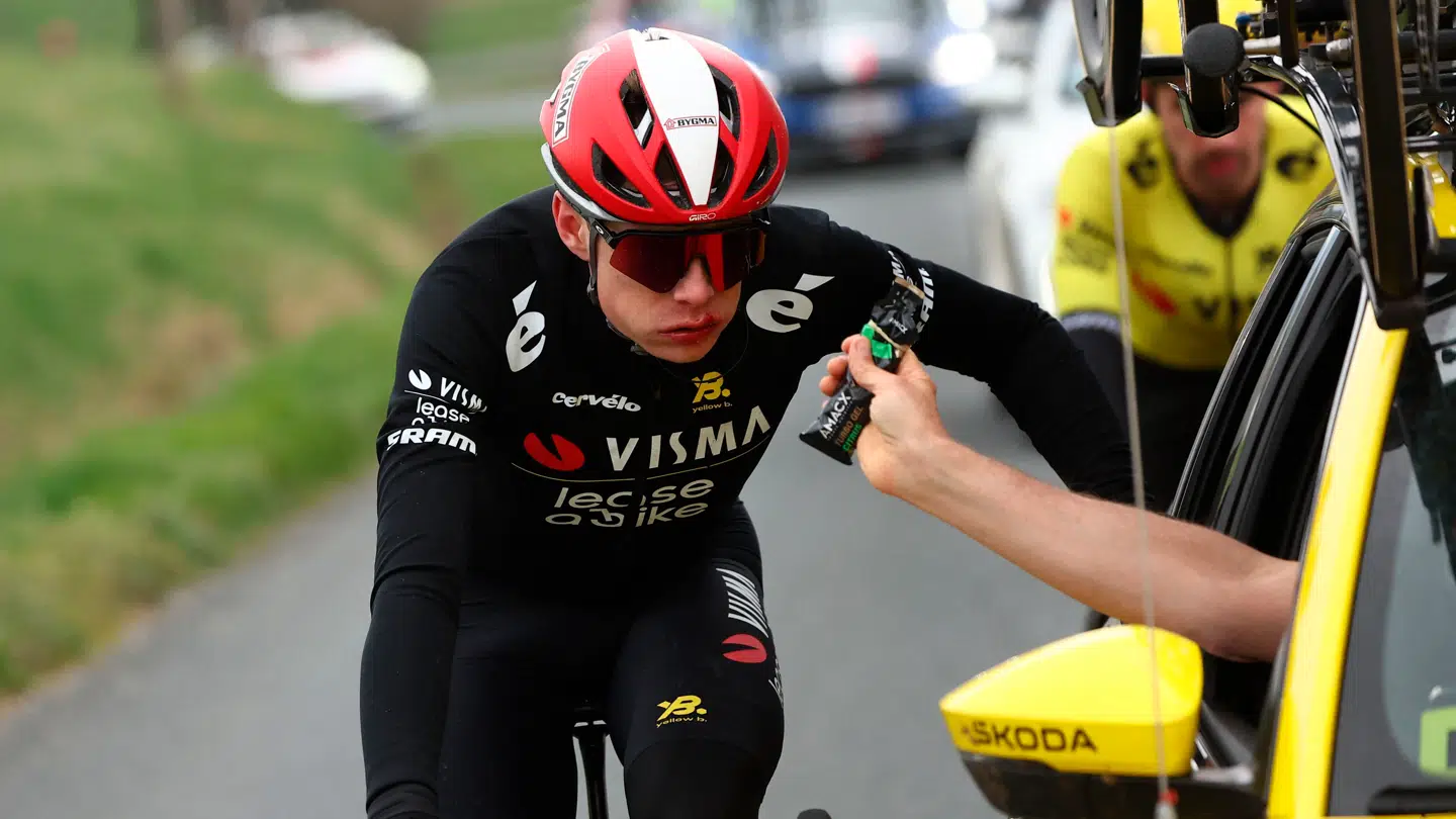 Jonas Vingegaard gennemførte femte etape, men måtte kaste håndklædet i ringen og udgå efterfølgende.