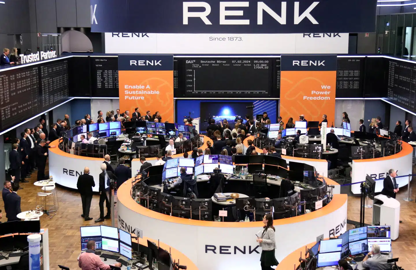 Der er øget, bred interesse for at lægge pengene i Europa, hvor mange brancher har oplevet stor fremgang i 2025. Her et blik indenfor på børsen i Frankfurt i Tyskland tidligere i år. Arkivfoto