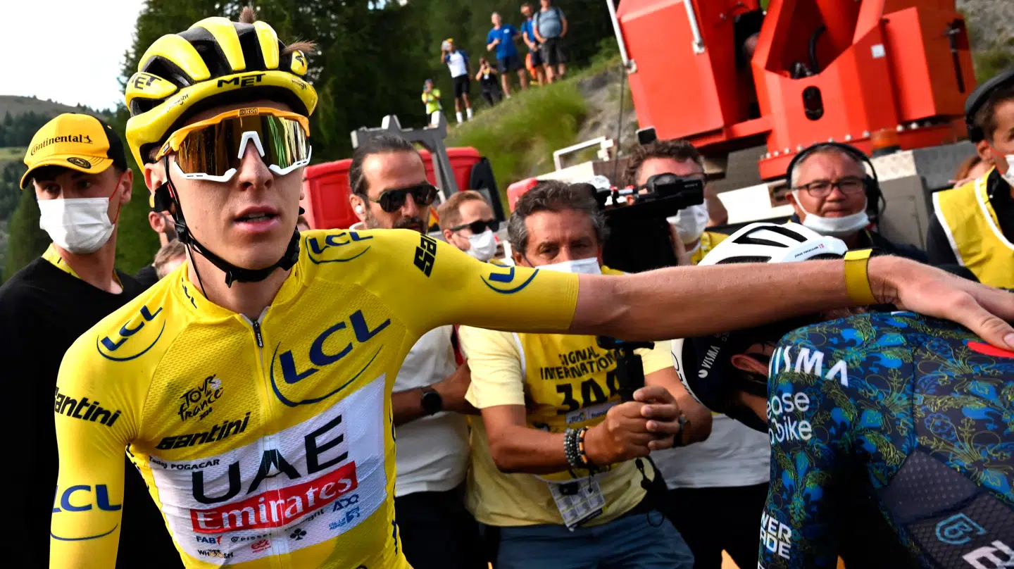 Tadej Pogacar var Jonas Vingegaard overlegen ved sidste års Tour de France. Bjarne Riis forudser samme scenario til VM senere på året, hvis ikke danskeren forbereder sig specifikt til endagsløb.