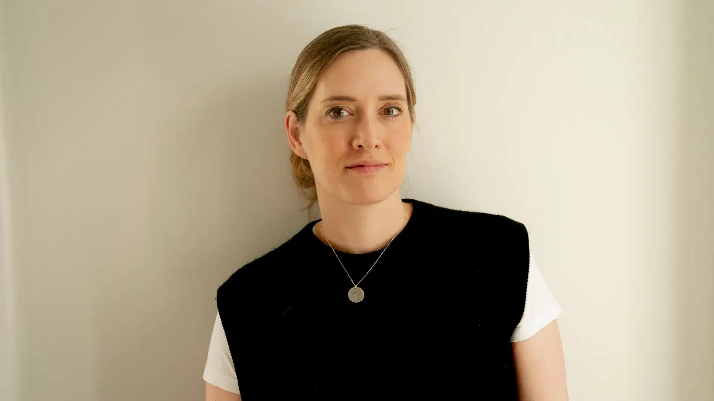 Louise Aggerstrøm Hansen er privatøkonom i Danske Bank og er bekymret for, hvad Donald Trump vil sige onsdag aften.