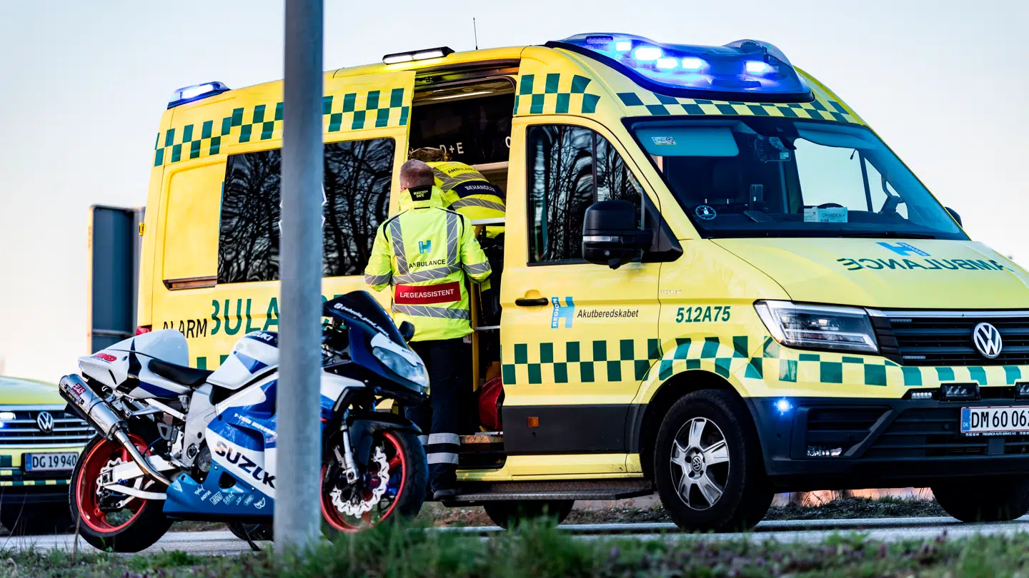 Vestegnens Politi og redning er til stede ved ulykke i motorcykelkortege på Motorring 3 / Køge Bugt Motorvejen ved København torsdag den 3. april 2025.