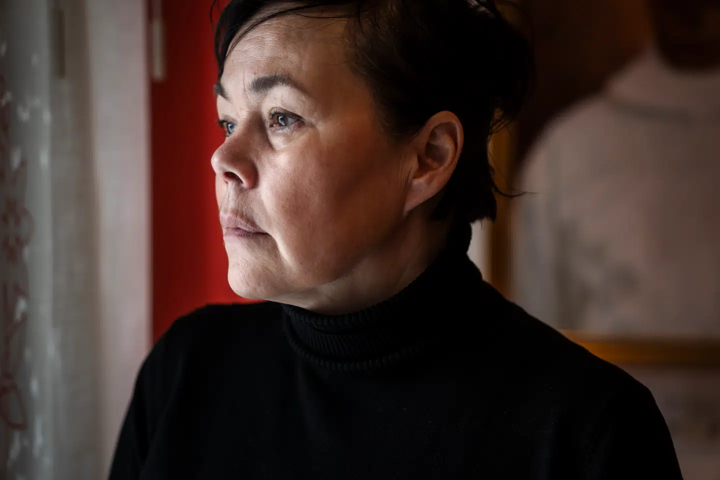 Vivian Motzfeldt fra Siumut er Grønlands udenrigsminister. I 2023 var hun på besøg i Kina – besøget gjorde et så stort indtryk, at hun i en nylig artikel i Kinas statslige nyhedsmedie sendte roser til Kina. Nu vil hun styrke båndet mellem Grønland og Riget i Midten.