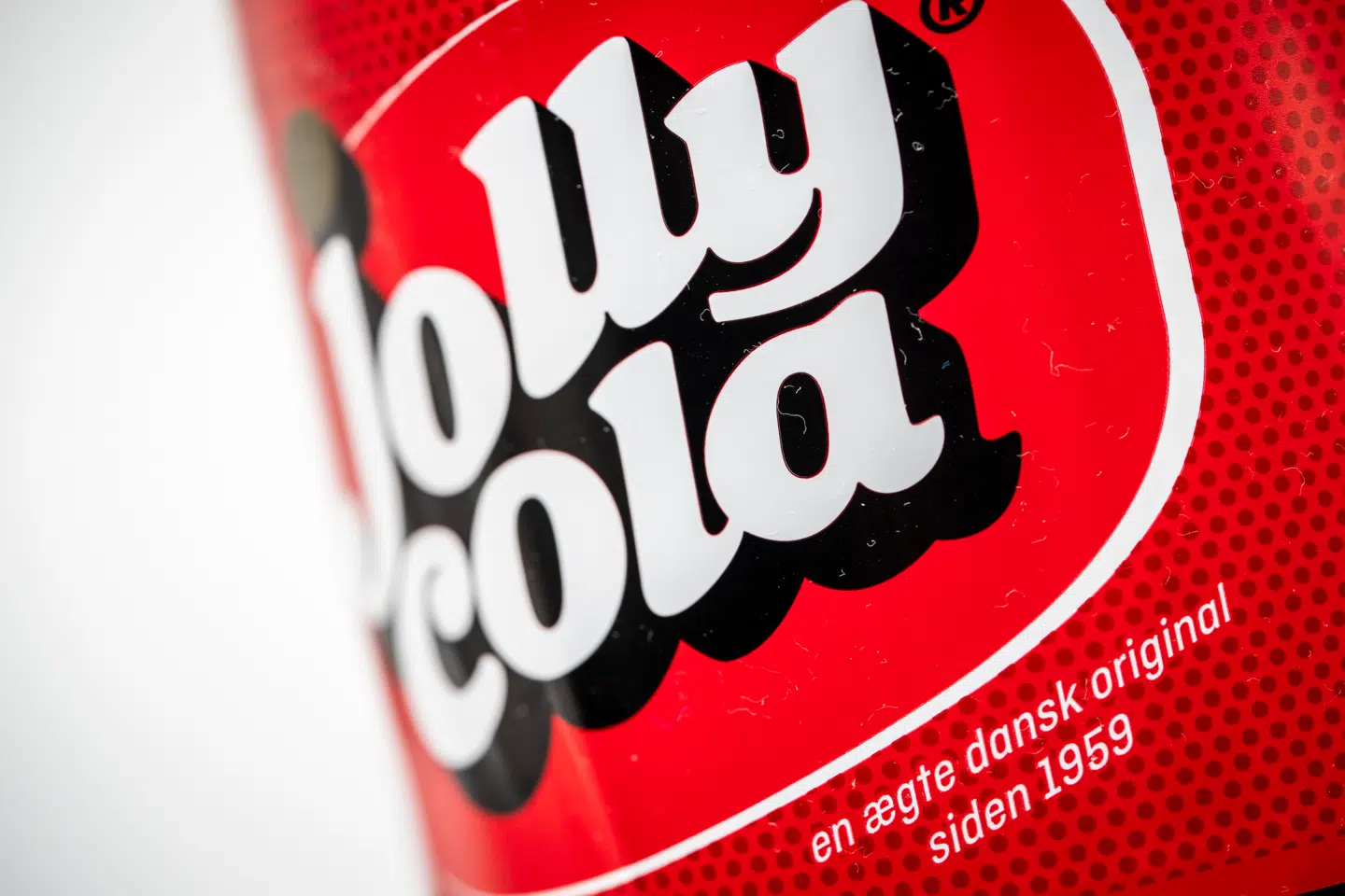 Danskerne kaster sig frådende over cola fra Jolly.