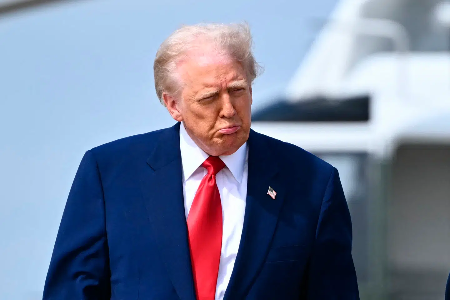 I 1890 og 1930 rejste Republikanerne en høj toldmur uden om USA, og partiet høstede bagefter ved valgene det største nederlag nogensinde. Trumps egne frygter, at historien vil gentage sig.