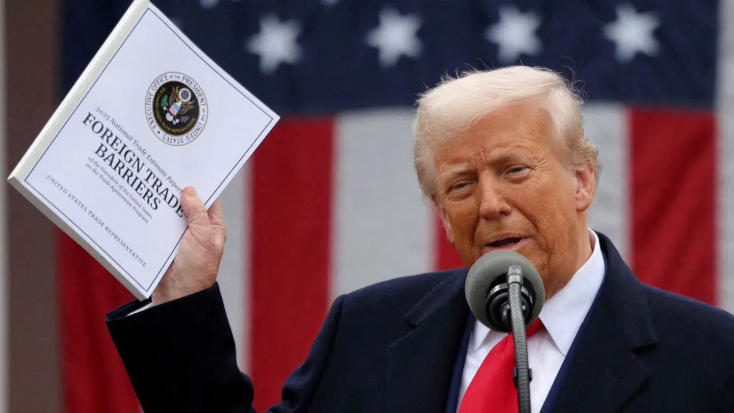 Aktiekurserne er i frit fald.