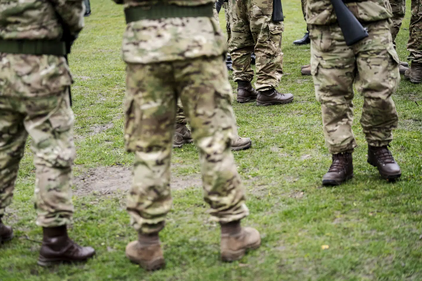 Forsvaret vil frem imod 2033 bruge cirka 600 millioner kroner på nye maskingeværer, lastvogne og natkampudstyr til uddannelserne til løjtnant og sergent. (Arkivfoto).