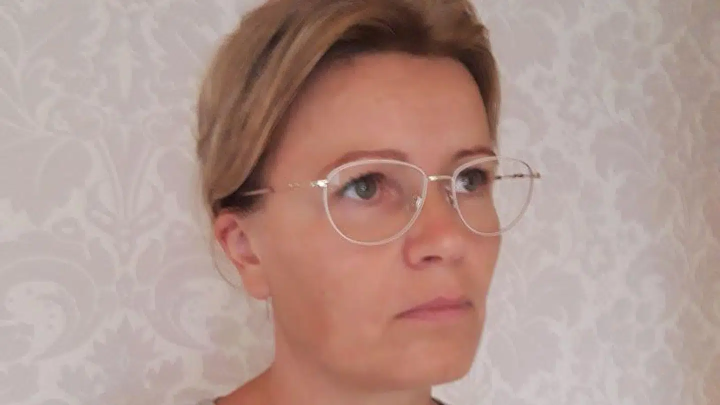 Birgitte Bro Petersen er ikke tilfreds med skolens håndtering af situationen.