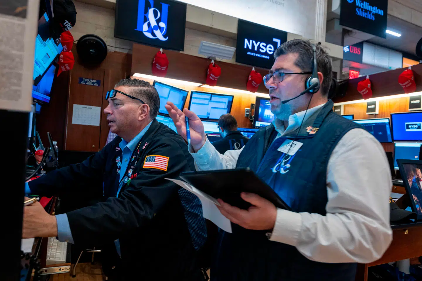 Det kan ikke blive vildere end det var på mandagens aktiemarked. Eller måske bliver det værre i morgen.