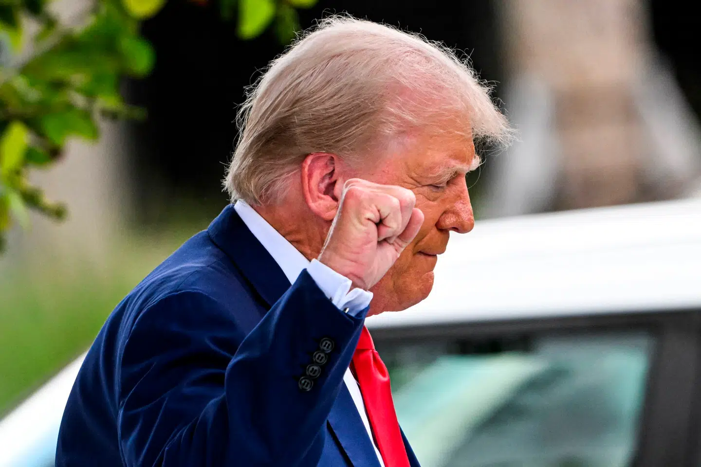 Donald Trump bemærkede, at det var et FANTASTISK tidspunkt af købe aktier i går, få timer inden at han annoncerede en pause på den toldkrig, han lige har udrullet. Det vendte skuden på et sultende aktiemarked.