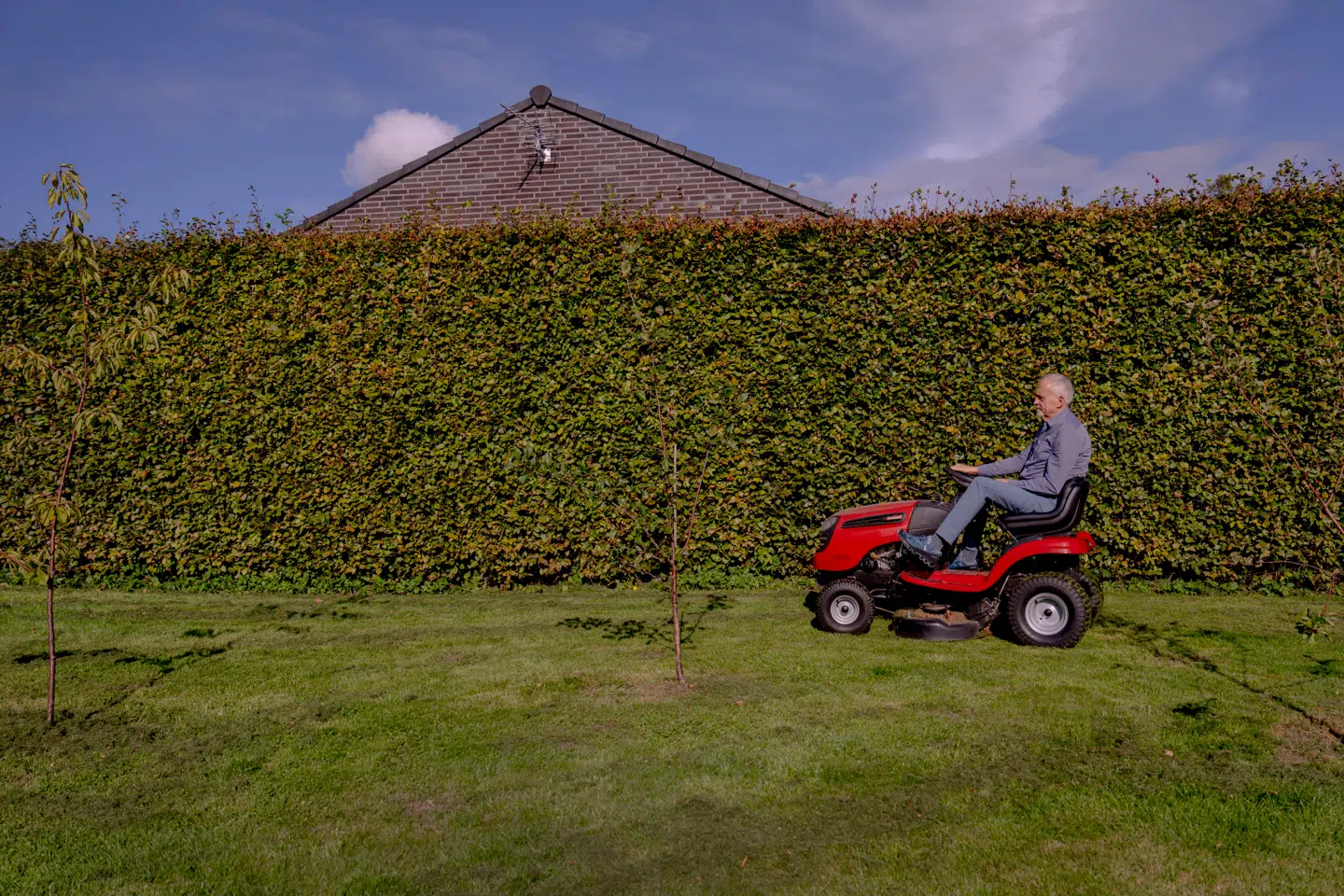 Forfatter Jussi Adler Olsen har givet faklen videre til en krimiduo, der skal føre hans Afdeling Q-bøger videre.