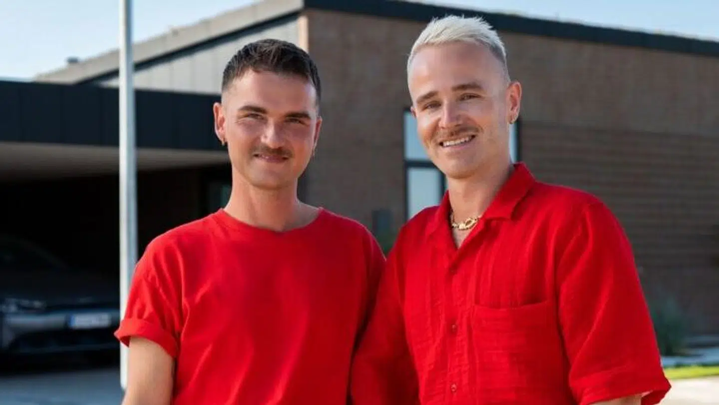 Matias Milton deltager sammen med sin kæreste Rasmus Cederdorff i årets sæson af 'Nybyggerne'.