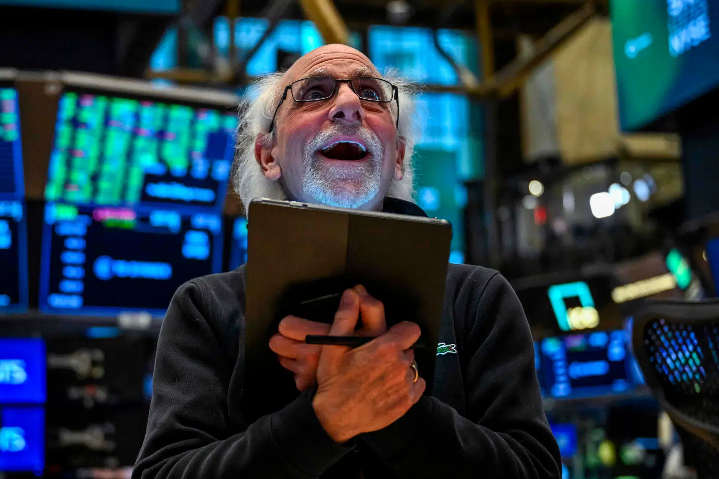 Der har nok lydt et lettelsens suk på Wall Street, efter aktierne skød op.