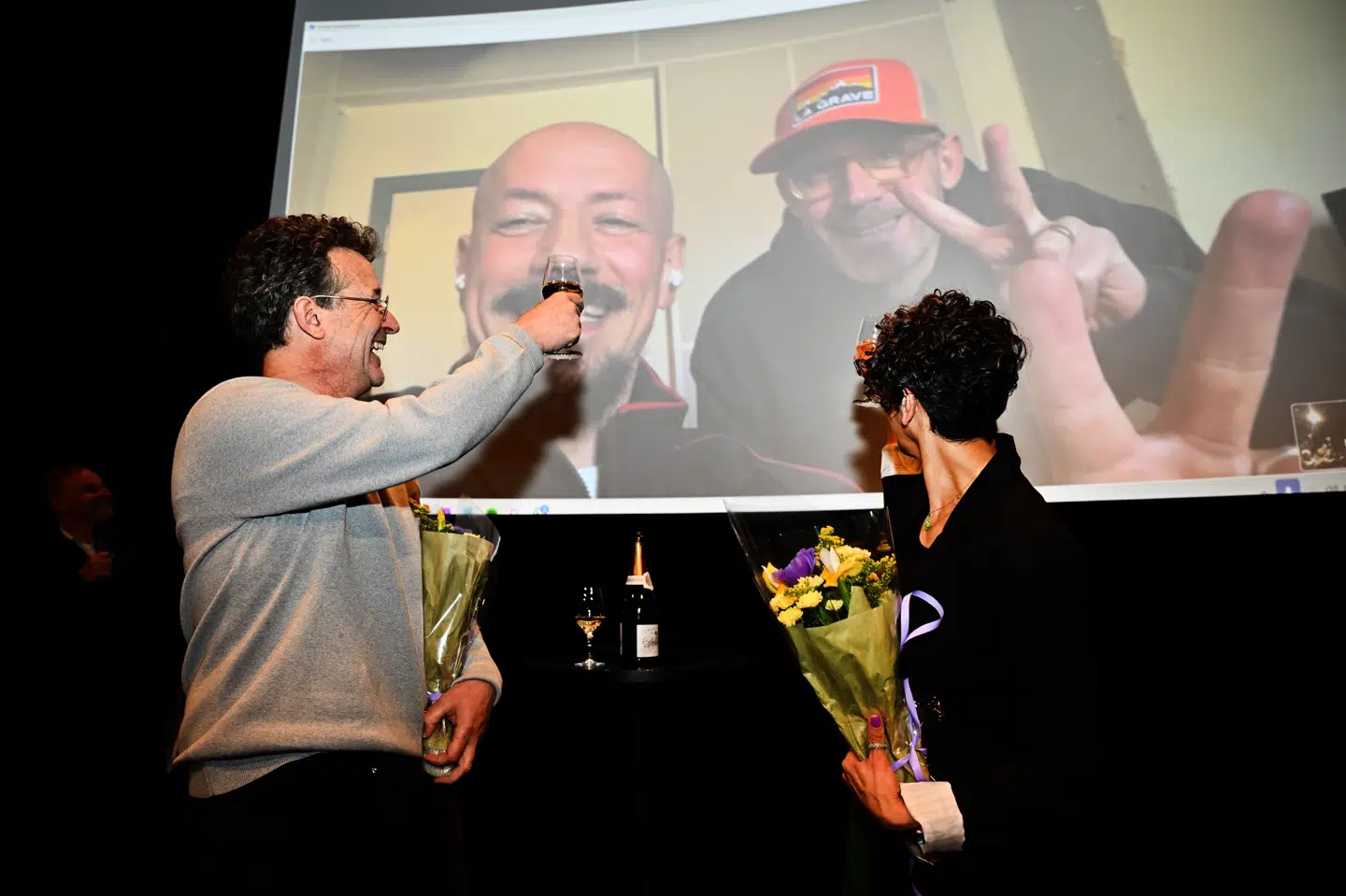 Den svenske instruktør Tarik Saleh modtager torsdag nyheden om, at hans film "Eagles of the Republic" er nomineret til årets Guldpalme.