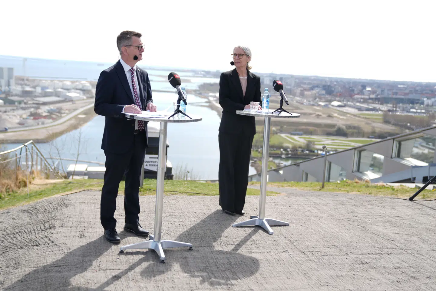 Beredskabsminister Torsten Schack Pedersen (V) har torsdag præsenteret en risikorapport for Danmark. Pressemødet fandt sted på Amager Bakke.