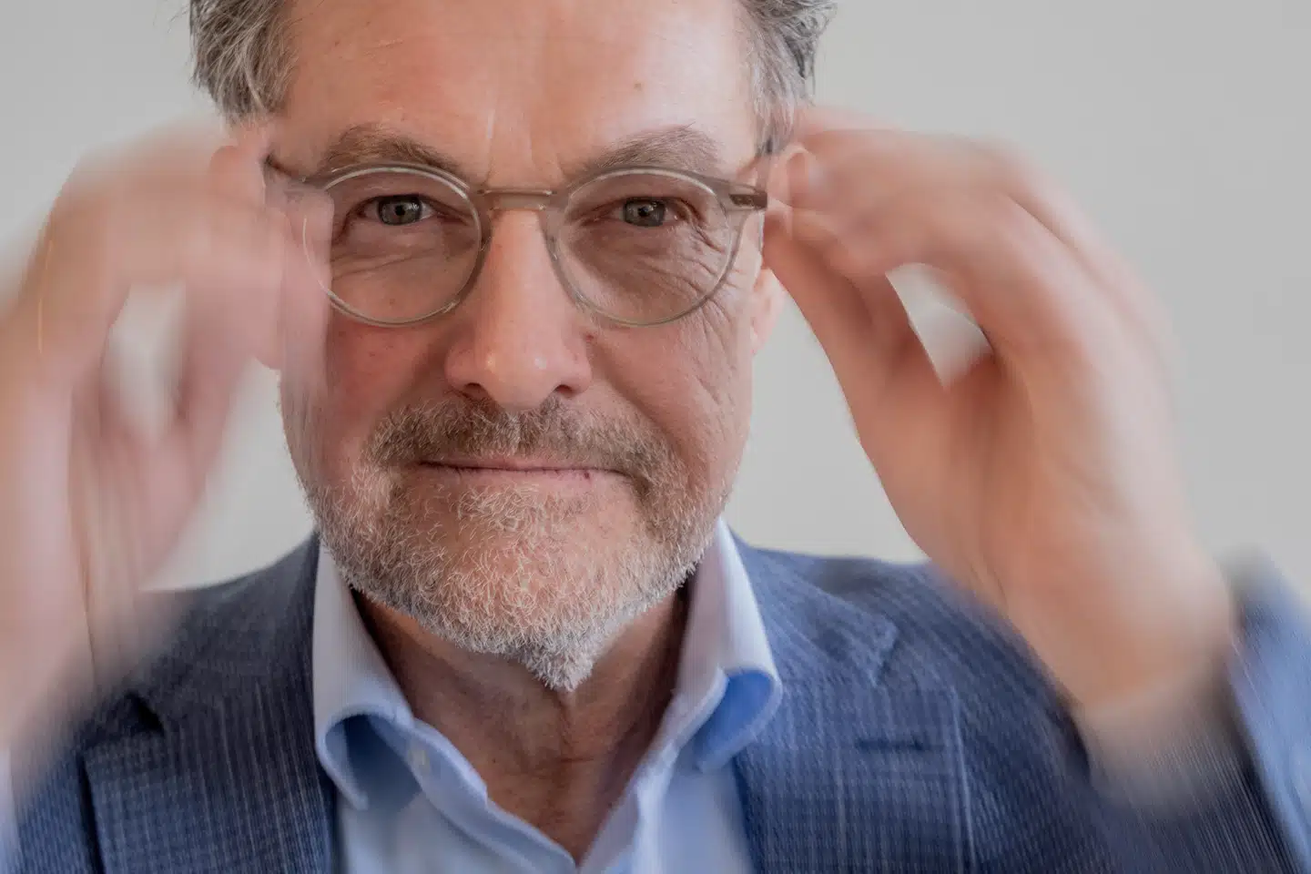 Allan Larsen har et job, der ikke ligner alle andres. Du skal tage dig i agt for typer som ham.