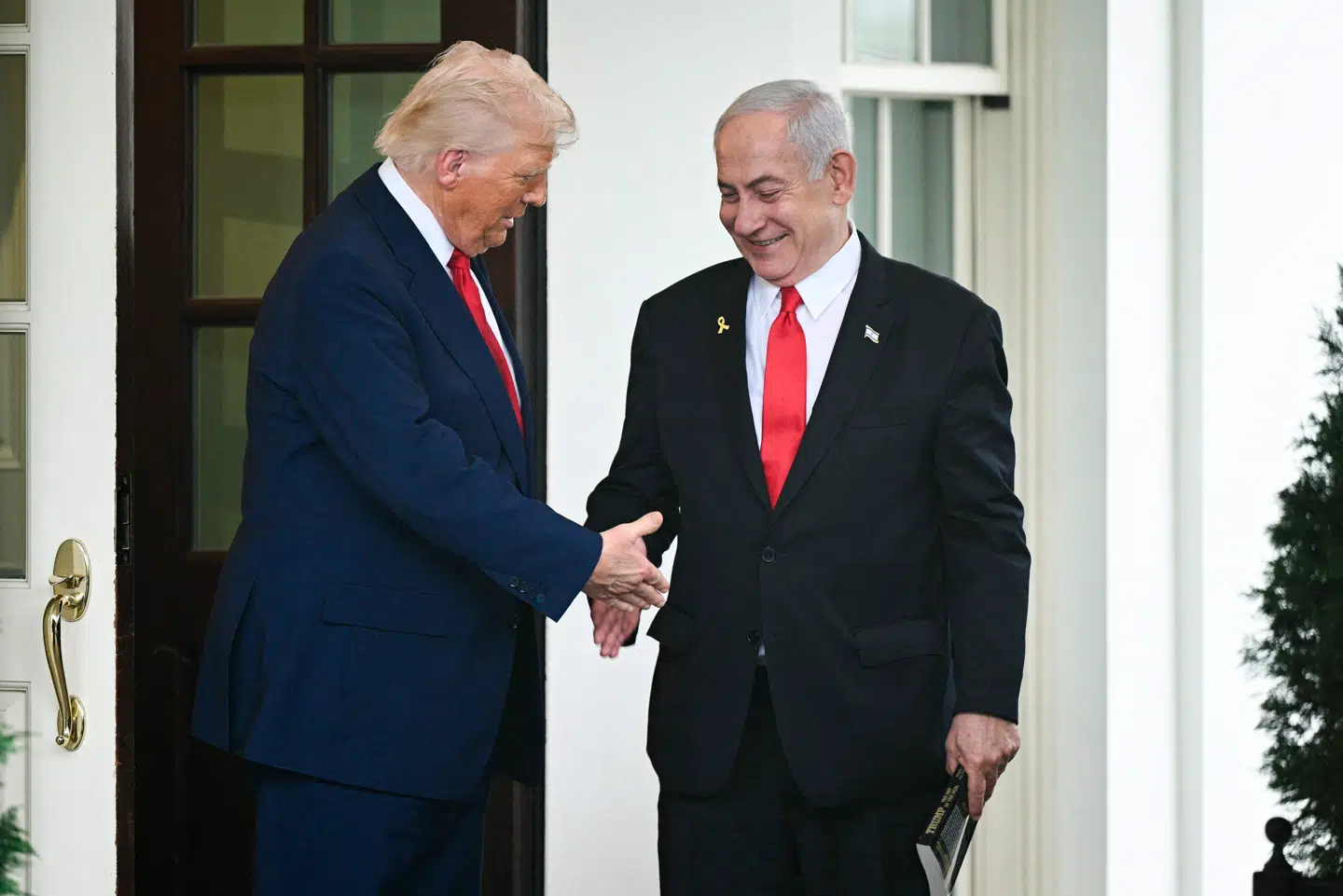 Premierminister Benjamin Netanyahu besøgte mandag i denne uge Det Hvide Hus i Washington DC for at afholde møde med Donald Trump. Arkivfoto: Brendan Smialowski, Scanpix.