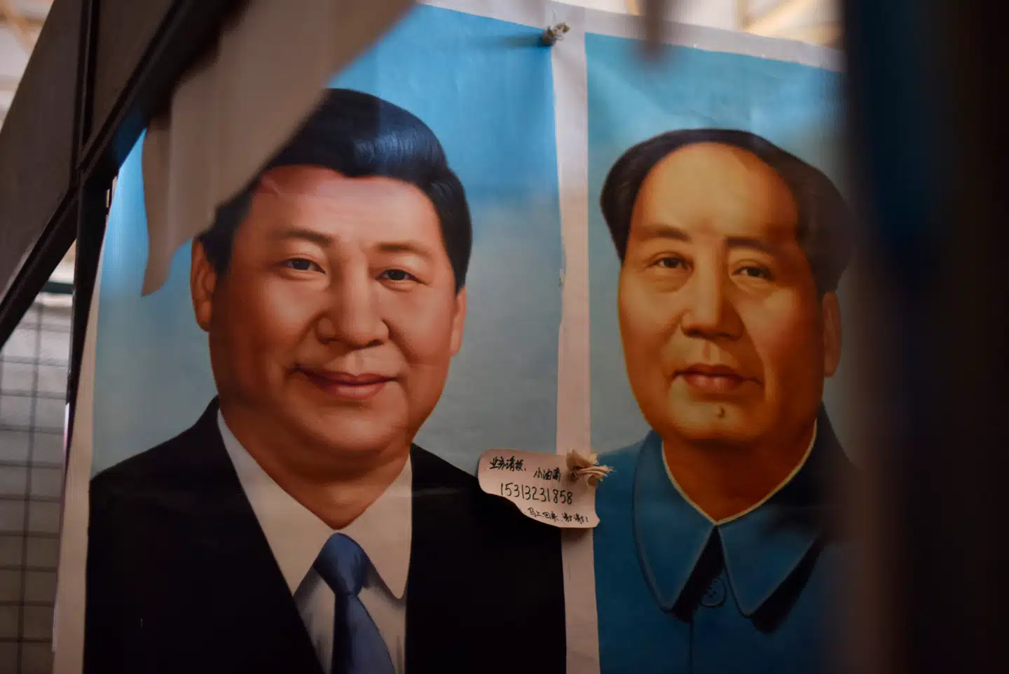 Kinas Kommunistiske Parti har samlet sig om Xi Jinping, der er landets mest magtfulde leder siden Mao. Under Mao blev det nye Kina født.