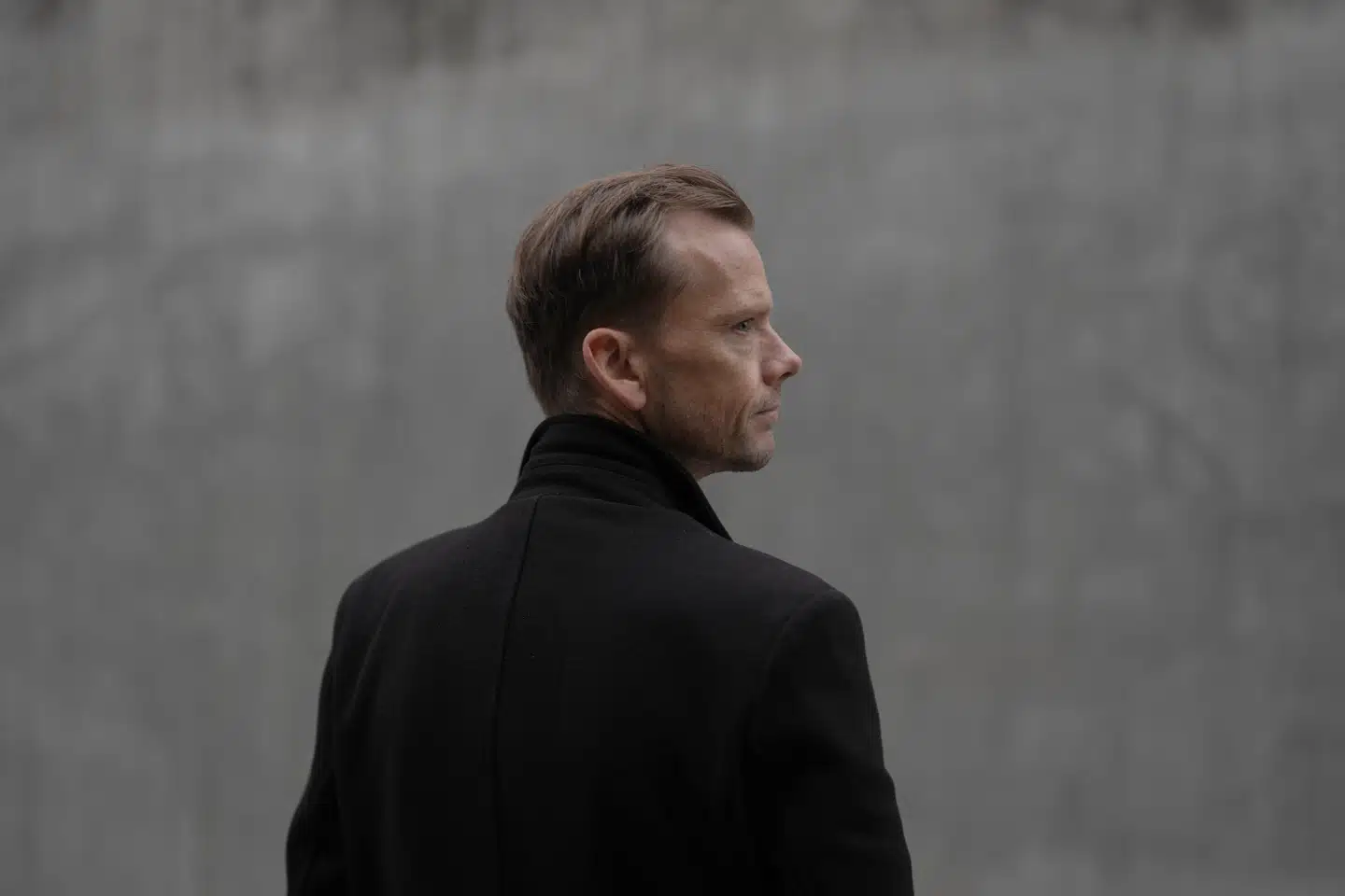 Justitsminister Peter Hummelgaard (S) og regeringen vil med et nyt lovforslag styrke PETs beføjelser i forbindelse med overvågning og dataindsamling i Danmark.