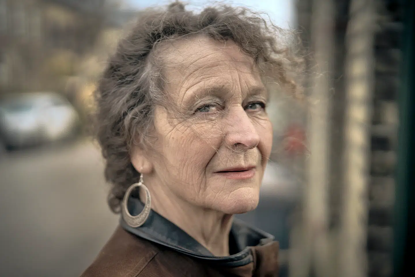 Skuespiller Ulla Henningsen er tilbage i primetime. Hun er 74 år – og har et overraskende råd til yngre generationer.