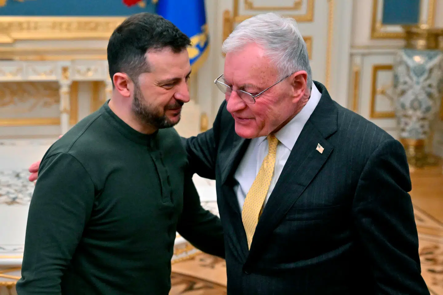 Den særlige udsending for Ukraine Keith Kellogg sammen med den ukrainske præsident Volodymyr Zelenskyj.