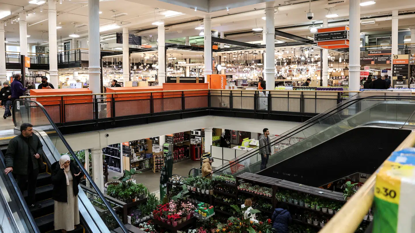 Home Depot har øget salget markant.