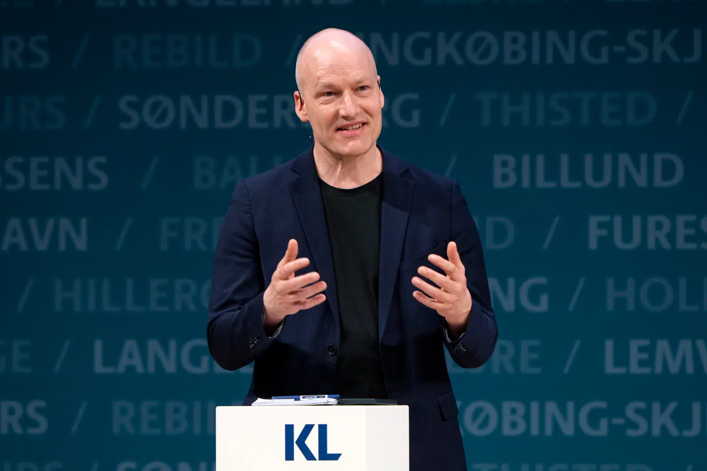 »Når klimakrisen, sikkerhedskrisen og en velfærd i knæ vil kræve store økonomiske investeringer over de næste årtier, er de mange skattelettelser, som de blå dogmer foreslår, en medicin, der vil gøre patienten mere syg,« skriver Pelle Dragsted.