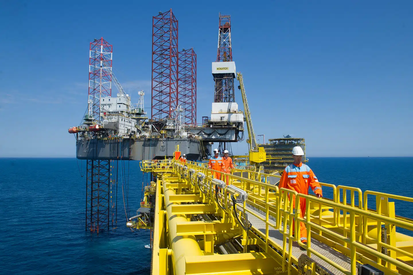 Man stækker den russiske krigsmaskine ved at øge det europæiske udbud og sænke markedsprisen for olie og gas, skriver Wilhelm Ditlev Christian Thomsen. Arkivfoto: Claus Fisker/Ritzau Scanpix