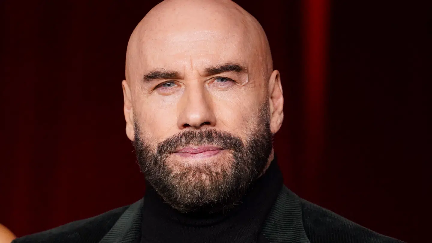 John Travolta hylder sin afdøde søn.
