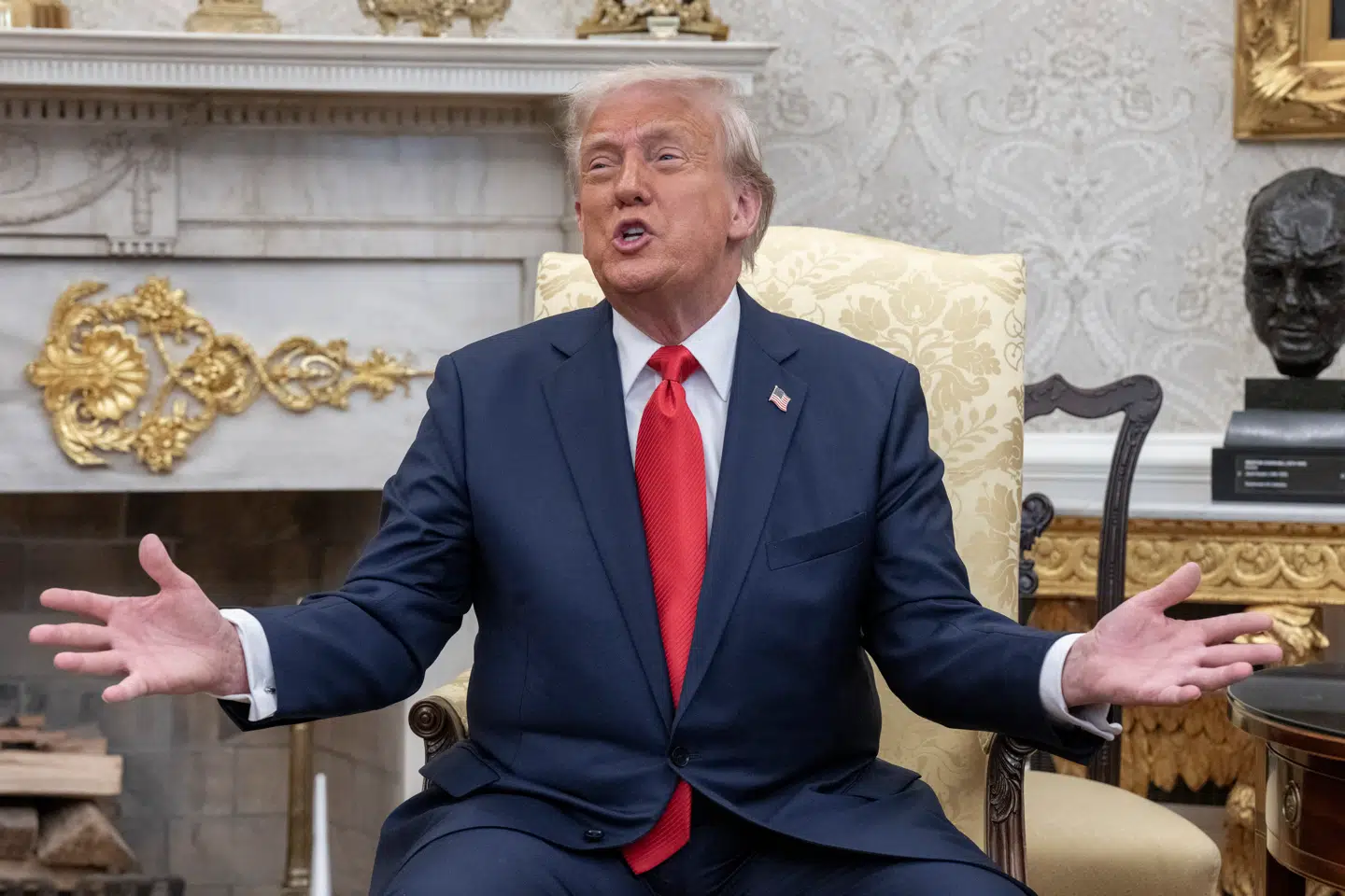 Da Donald Trump – sammen med præsidenten for El Salvador – tog imod spørgsmål fra pressen, blev han spurgt til Ukraine.