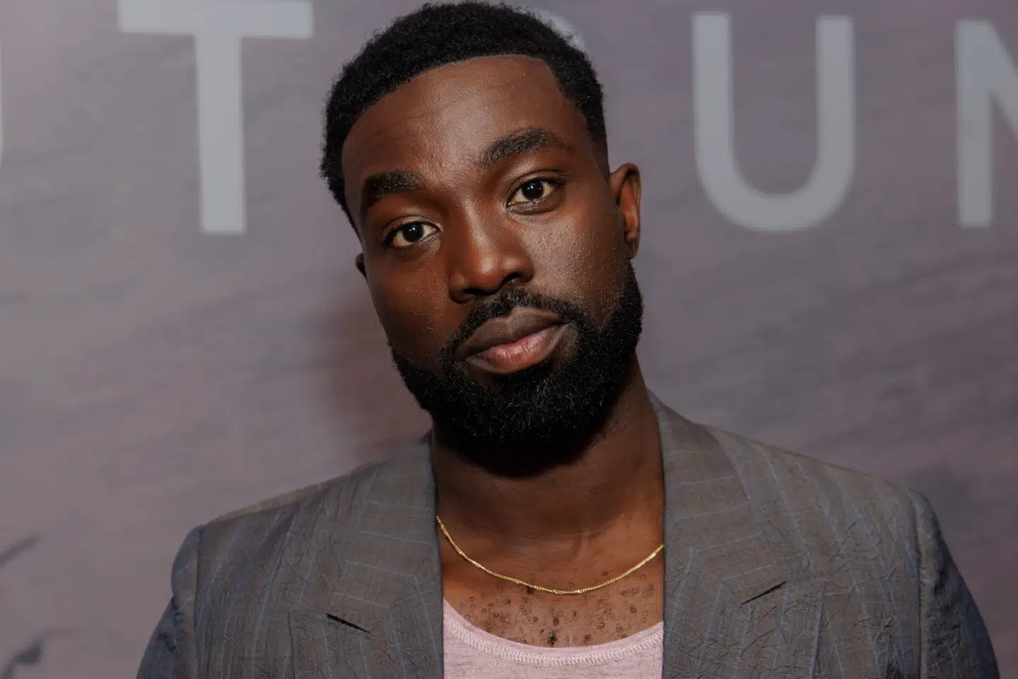 Paapa Essiedu er kendt fra tv-serien »I May Destroy You«. Sidste år spillede han hovedrollen i »The Outrun« med Saoirse Ronan