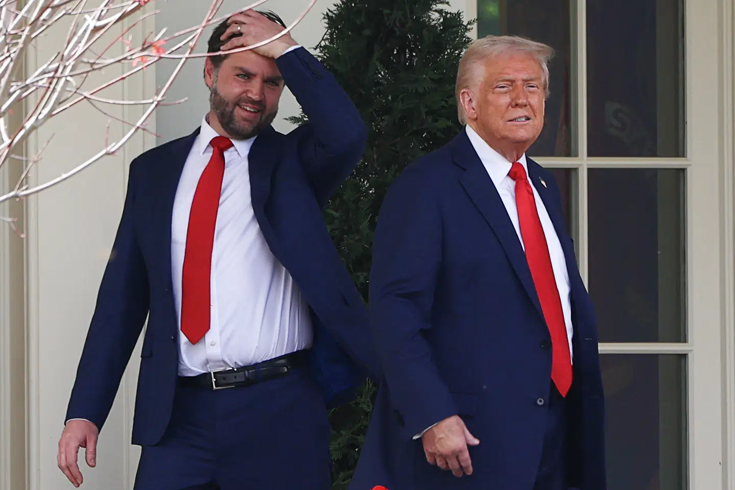 »Præsidenten elsker virkelig Storbritannien. Han elskede dronningen. Han beundrer og elsker kongen. Det er et meget vigtigt forhold,« sagde J.D. Vance.