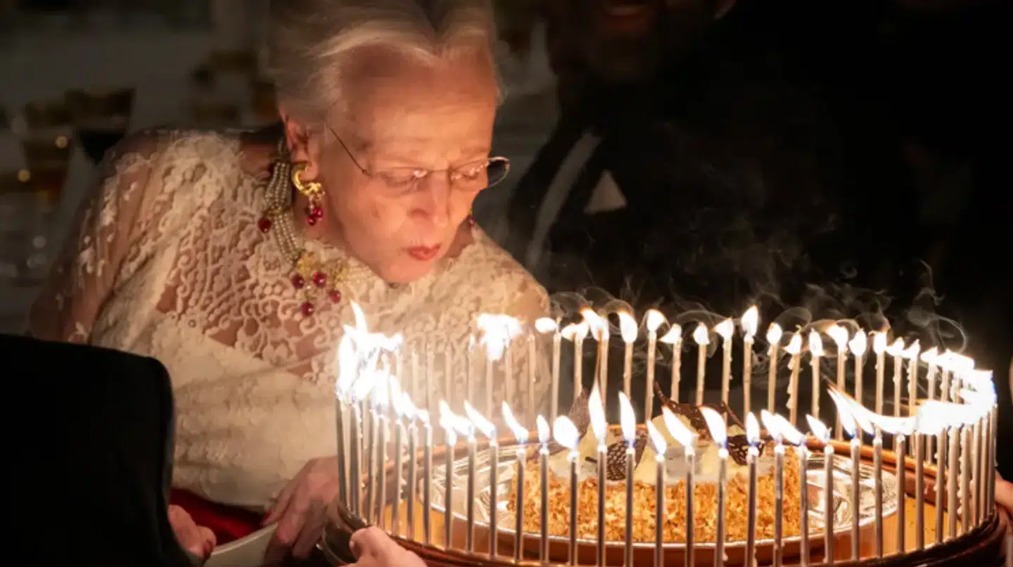 Dronning Margrethe blev fejret privat på Fredensborg Slot med en stor middag med optrædener onsdag, hvor hun fyldte 85 år. Foto: Kongehuset