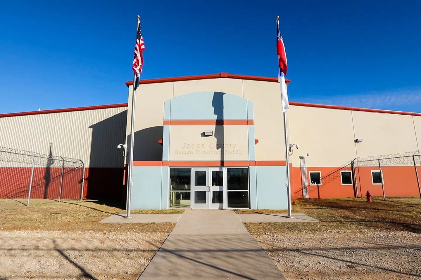 Venezuelanske mænd er tilbageholdt i Bluebonnet Detention Center i Anson i Texas. Deres advokater siger, at der er planer om snart at deportere dem - og beder højesteret om at stoppe det. (Arkivfoto).