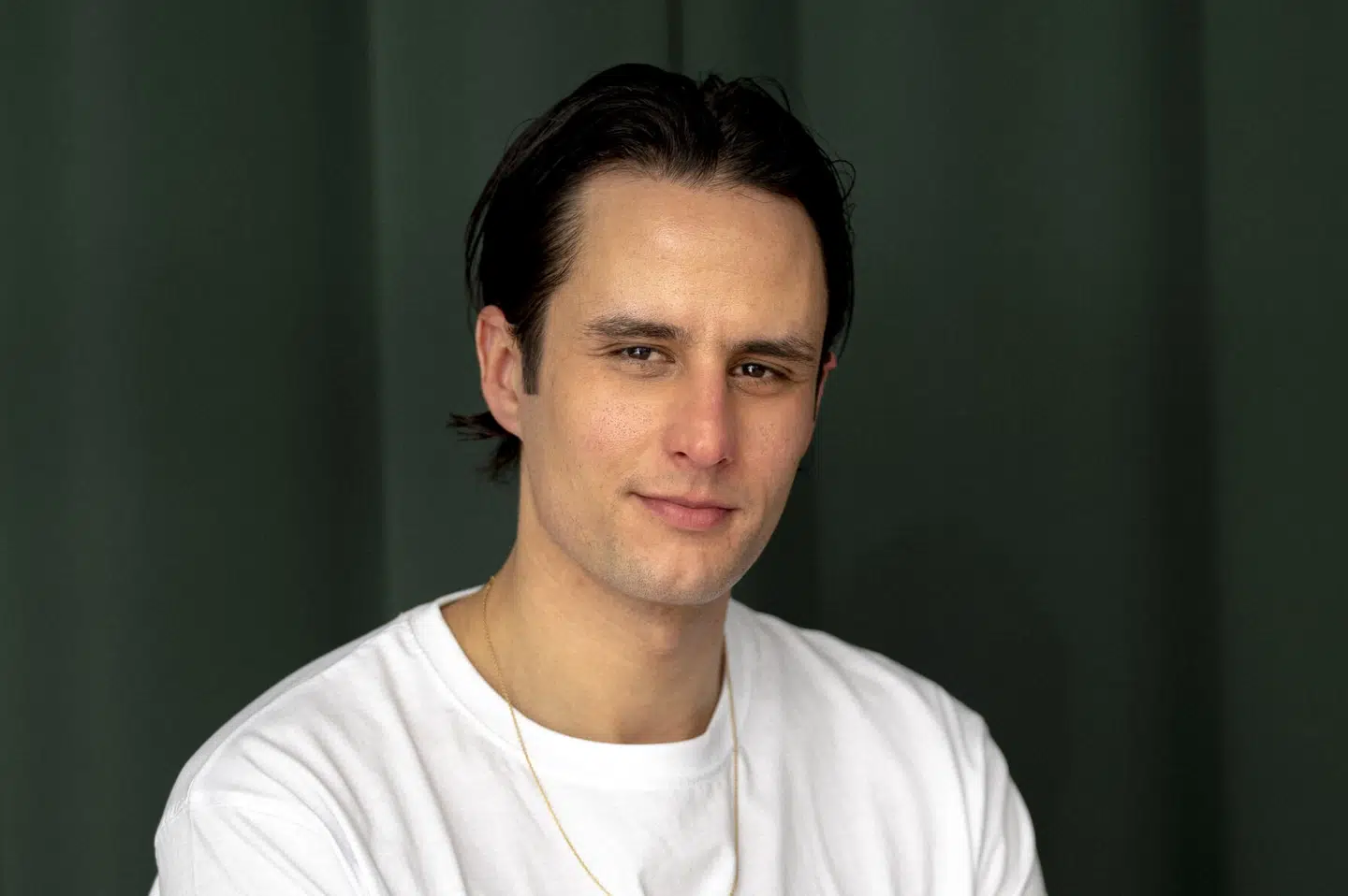 Youssef Wayne Hvidtfeldts fornavn kom hans marokkanske farmor på. Efternavnet er fra hans danske mor. Wayne er efter Bruce Wayne - manden inden i Batman, som Youssef Wayne Hvidtfeldt er stor fan af. Han kaldte sig i sjov for Youssef Wayne Hvidtfeldt på Facebook, og det har siden hængt ved som kunstnernavn. (Arkivfoto).