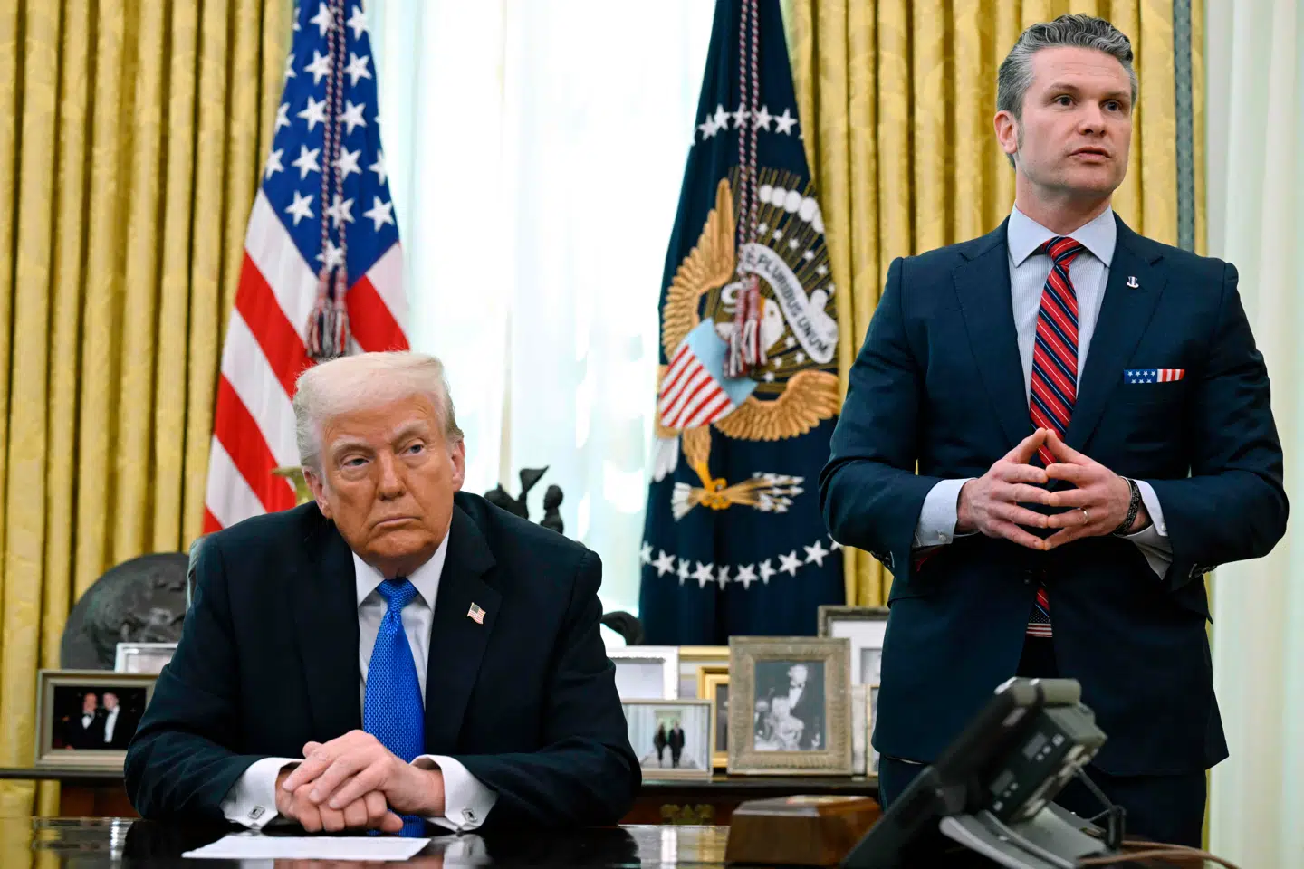 Tre prominente portrætter – af blandt andre Donald Trump og Pete Hegseth – har fået ikke så lidt opmærksomhed i amerikanske medier.
