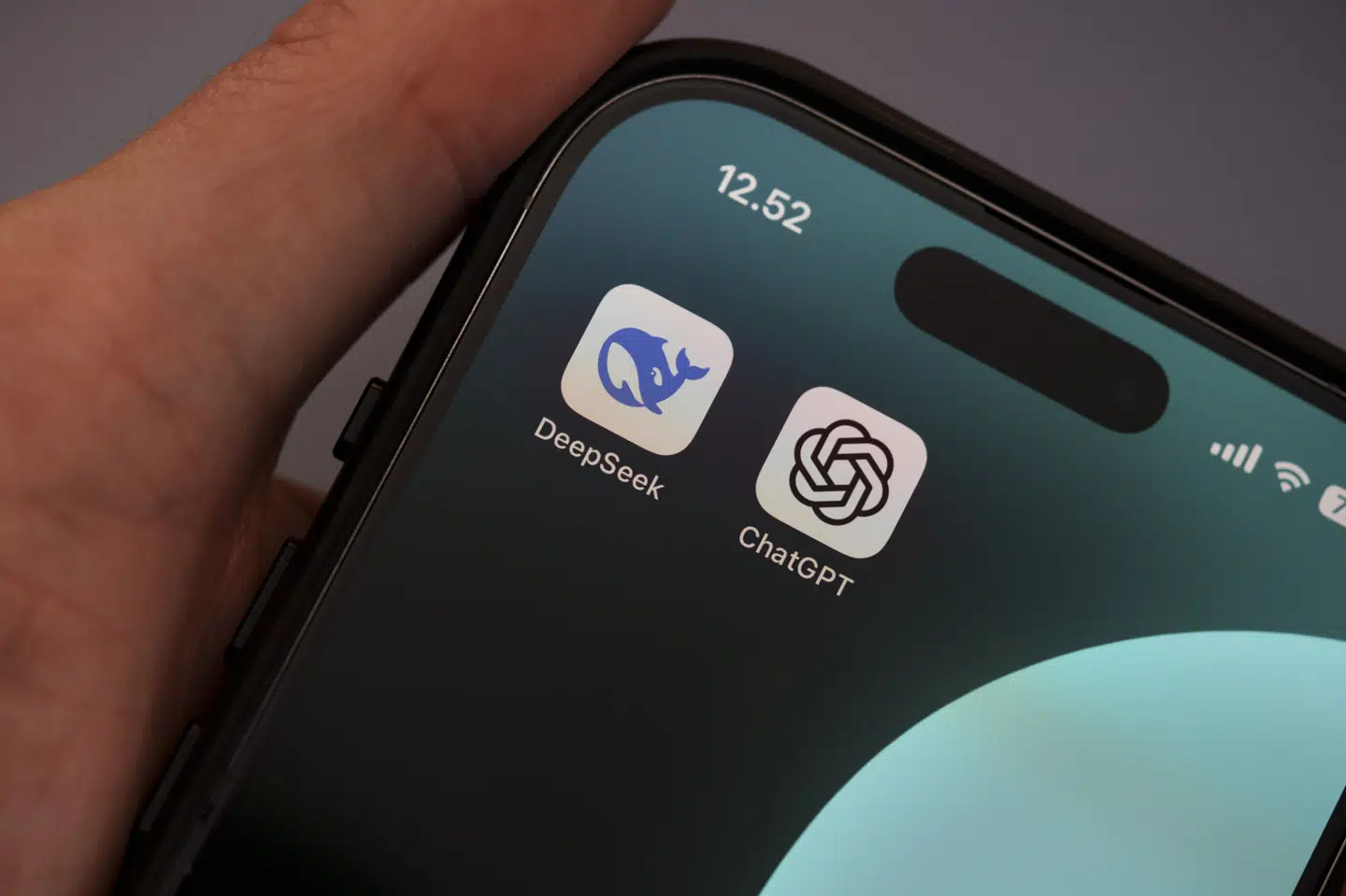 Blandt udenlandske chatbots er blandt andet Deepseek og ChatGPT, nu skal der udvikles et dansk alternativ. (Arkivfoto).
