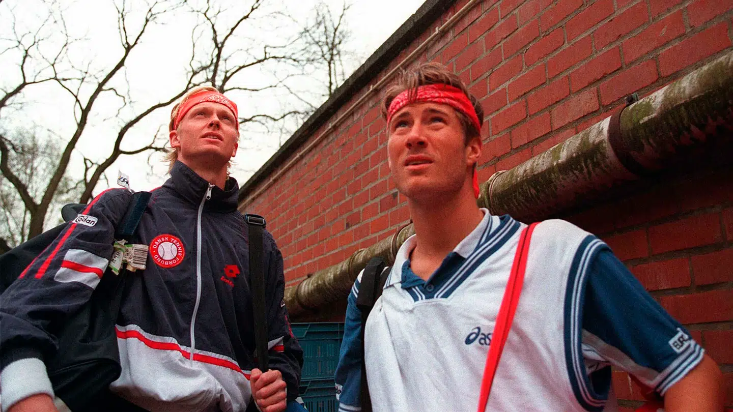 Frederik Fetterlein (th.) sammen med Kenneth Carlsen under Davis Cup i 1997.