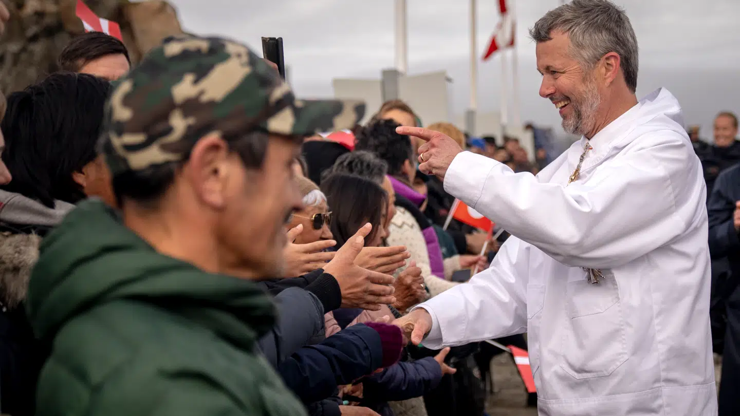 Henrik Qvortrup forventer euforisk stemning i Grønland, når kong Frederik kommer på besøg på mandag. Sådan her så det ud sidste sommer, da kongeparret besøgte Grønland.