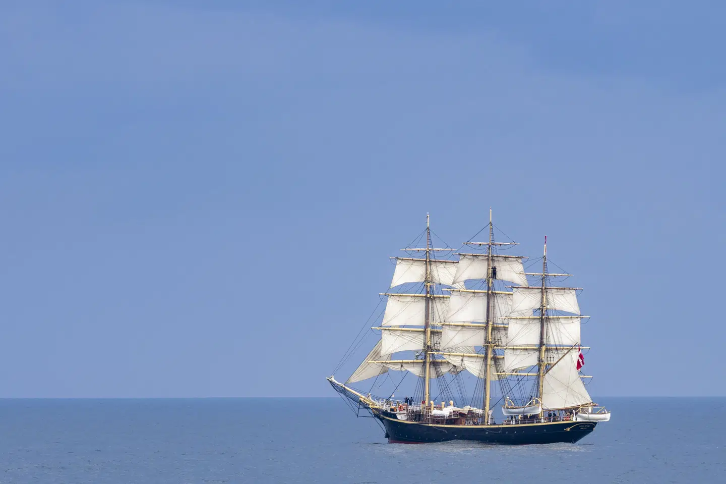 Skoleskibet Georg Stage er verdens ældste skoleskib fra 1882. Selve skibet blev udskiftet for 90 år siden, og skibets fødselsdag fejres den 24., 25. og 26. april i København. (Arkivfoto).