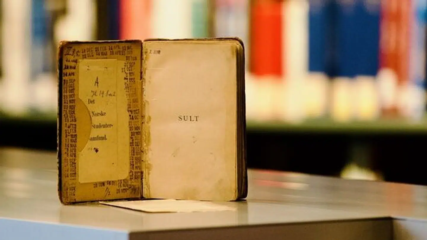 En førsteudgave af den norske klassiker 'Sult' er blevet afleveret på et norsk bibliotek – 107 år for sent. Foto: Kristian Ulyses Andaur / Deichman / PR