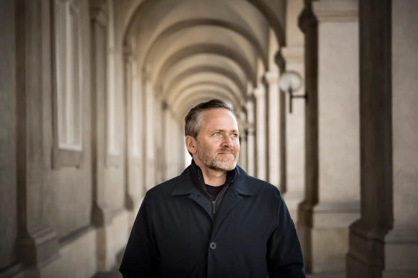 Anders Samuelsen er executive vice president i firmaet UV Medico, som han var med til at stifte. Virksomheden laver lyskilder, der bidrager til sterilisering.