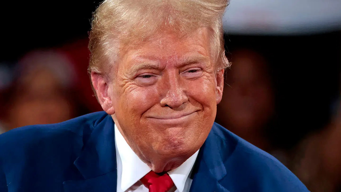 Donald Trump har søndag meldt ud, at han vil genindføre en omstridt helligdag i USA