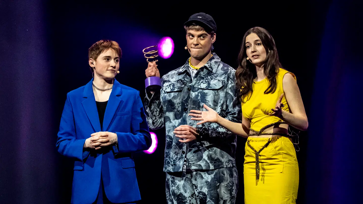 Skuespiller Nina Rask, musiker Hjalmar og skuespiller Fanny Bornedal var værter ved Echoprisen i 2023.