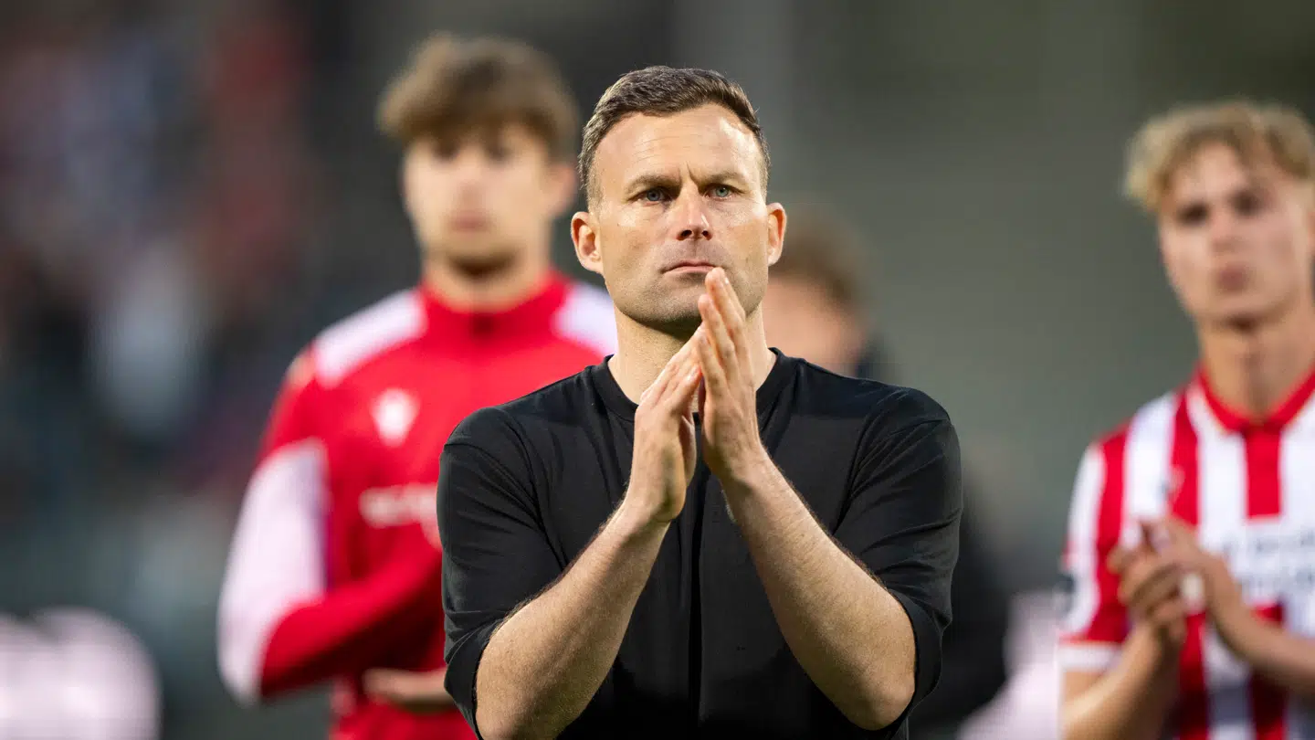 Kristoffer Wichmann fik en frygtelig start som cheftræner i AaB med et 1-0-nederlag til Vejle.