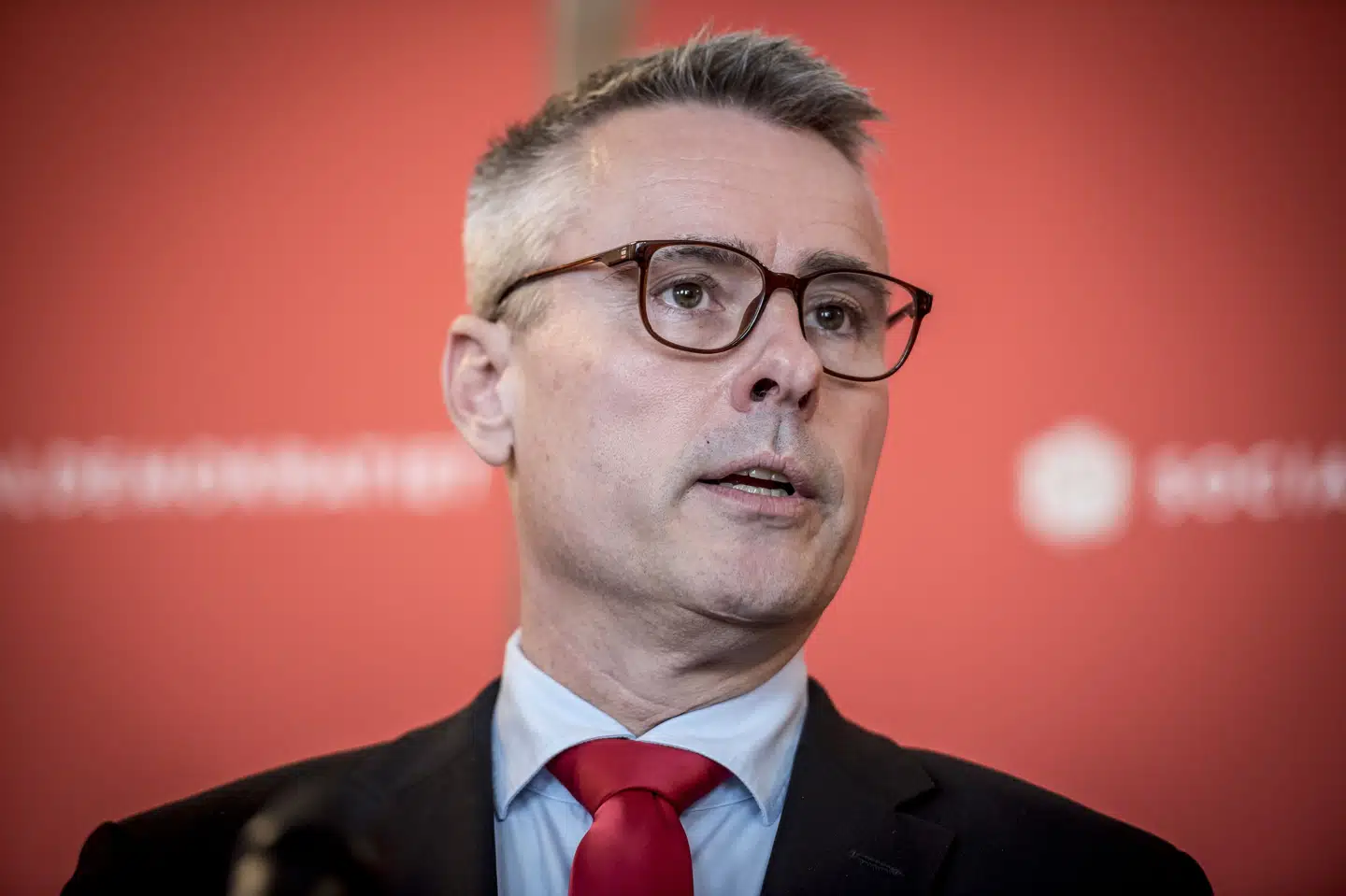 Henrik Sass Larsen skal i august i retten i sagen om besiddelse af ulovligt digitalt materiale med overgreb mod børn. (Arkivfoto).