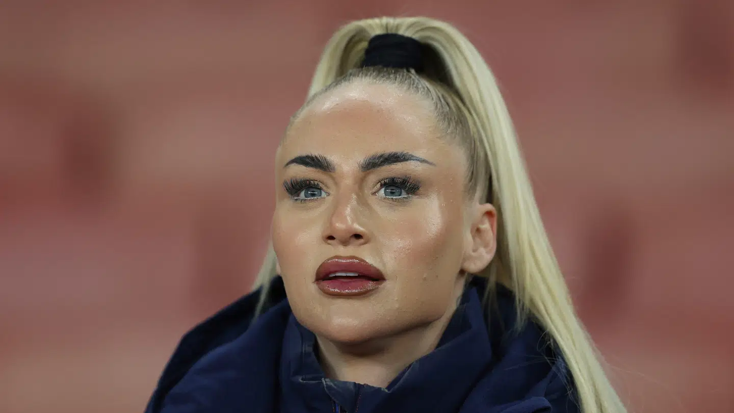 Alisha Lehmann og Douglas Luiz er gået fra hinanden.